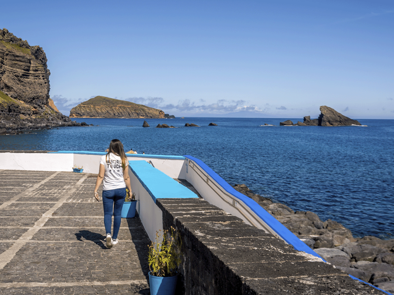 Meet Terceira and Graciosa islands in the best way!! 😉 🏠 Vacation home rental. 🚗 Rent-a-car. ⛵🚴‍♀️🏇 Tours & activities.
